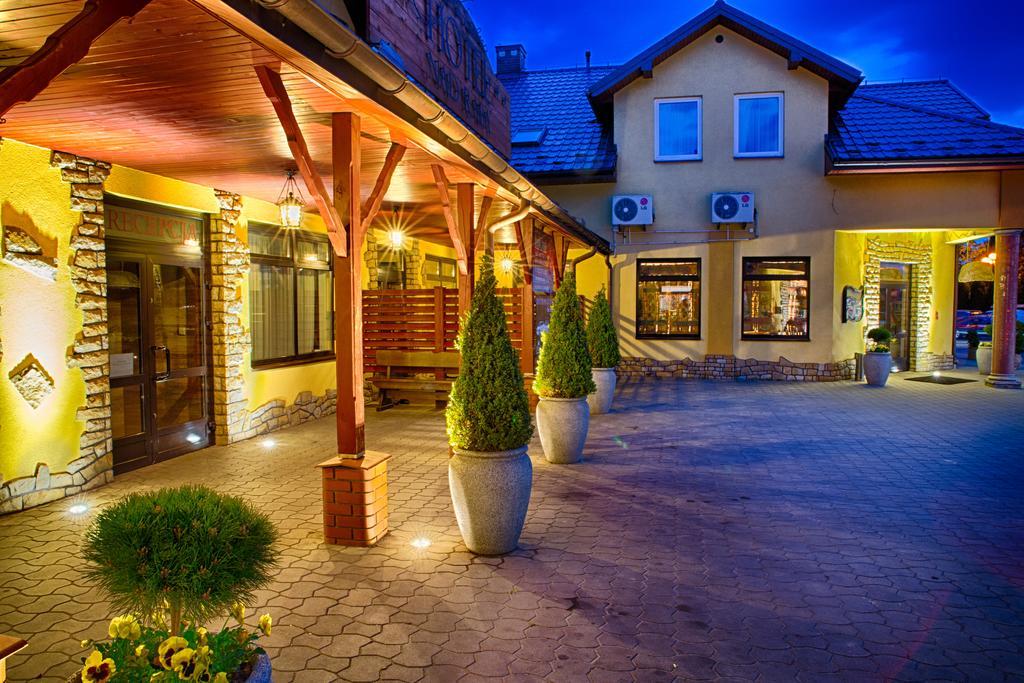 Hotel Nad Raba - Бохня Екстер'єр фото